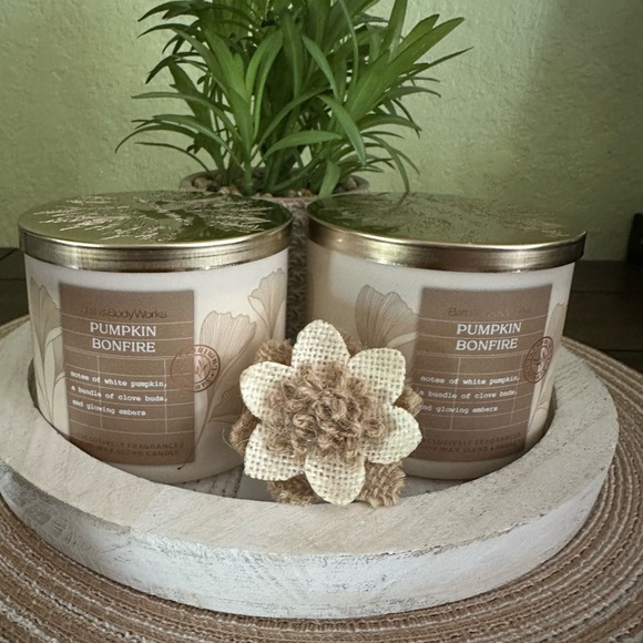Bath & Body Works Pumpkin Bonfire Candle Duo - Cream and Brown - Picture 1 of 6